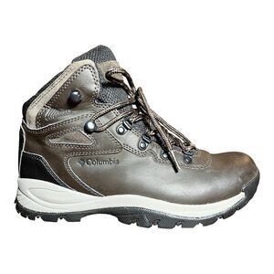 Columbia Boots Newton Ridge Plus Womens 8.5 Hiking Ankle Waterproof Gorpcore